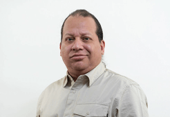 Michael Mart&iacute;nez - Periodista